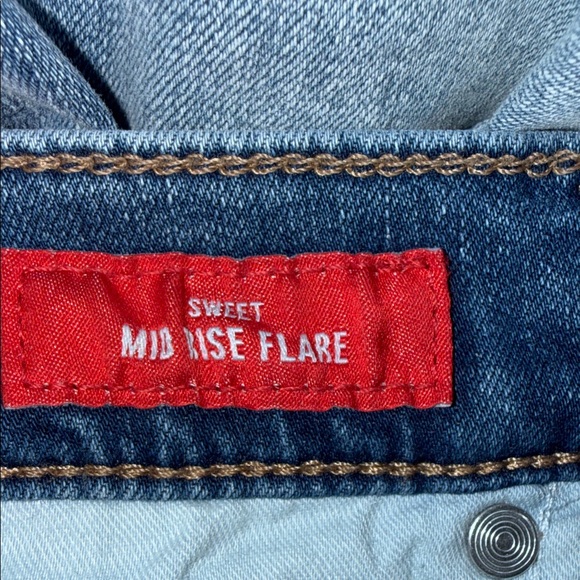 Lucky Brand Sweet Mid-RiseBlue Flared Women's Jeans - Picture 5 of 7